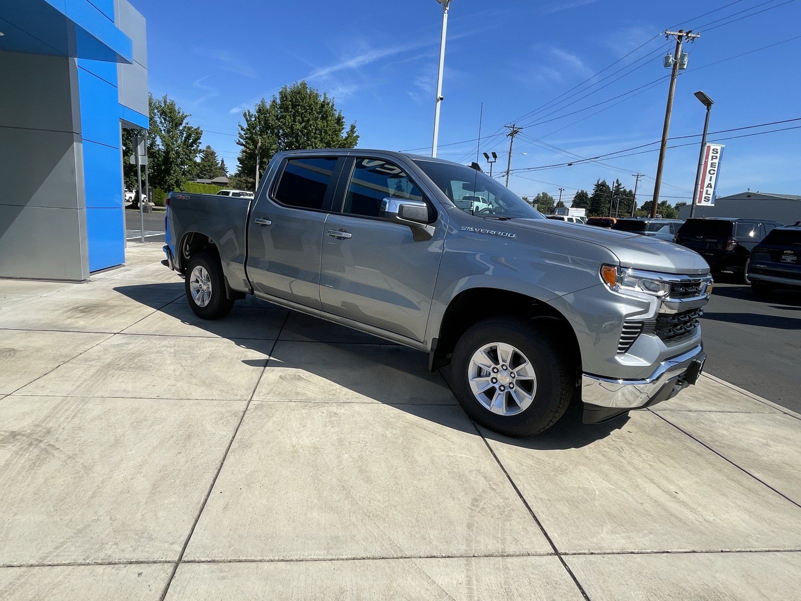 New 2026 Chevrolet Silverado 1500 LT AWD/4WD image 7
