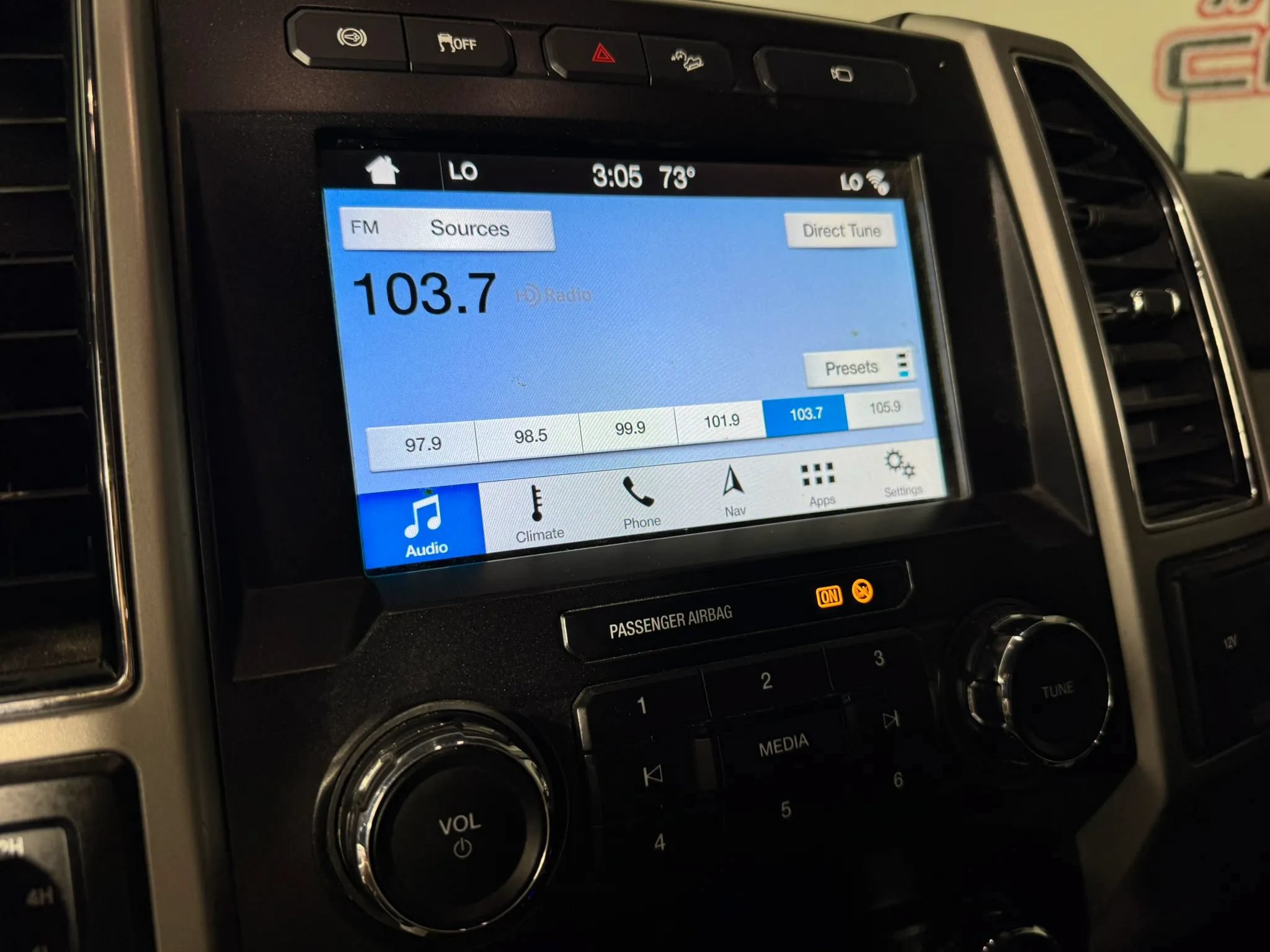 Used 2019 Ford F350 Lariat w/ Chrome Package AWD/4WD image 19
