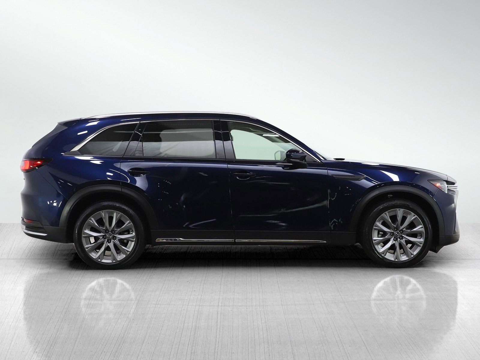 Certified 2024 MAZDA CX-90 3.3 Turbo w/ Premium Plus Pkg image 6
