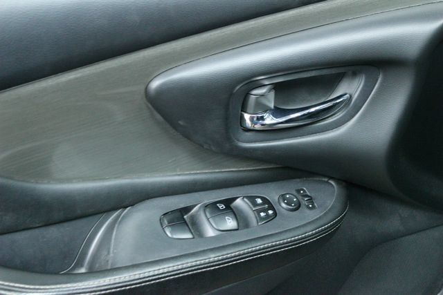 Used 2018 Nissan Murano SV AWD/4WD image 13