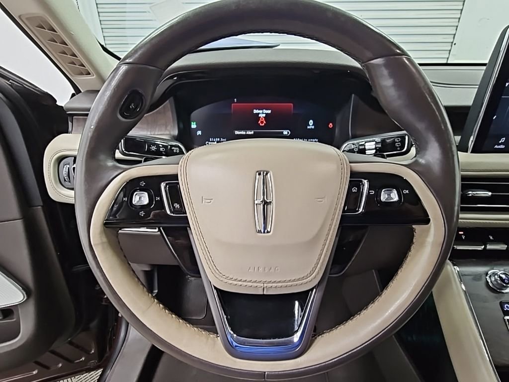 Used 2020 Lincoln Aviator Reserve w/ Equipment Group 202A image 26