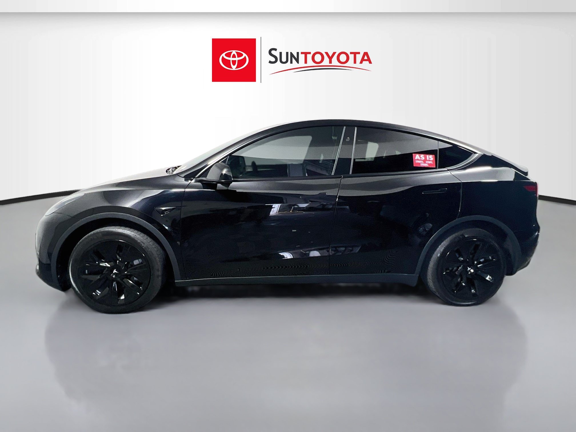 Used 2024 Tesla Model Y Long Range AWD/4WD image 7