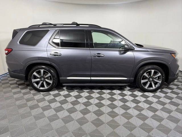Used 2024 Honda Pilot Elite image 8