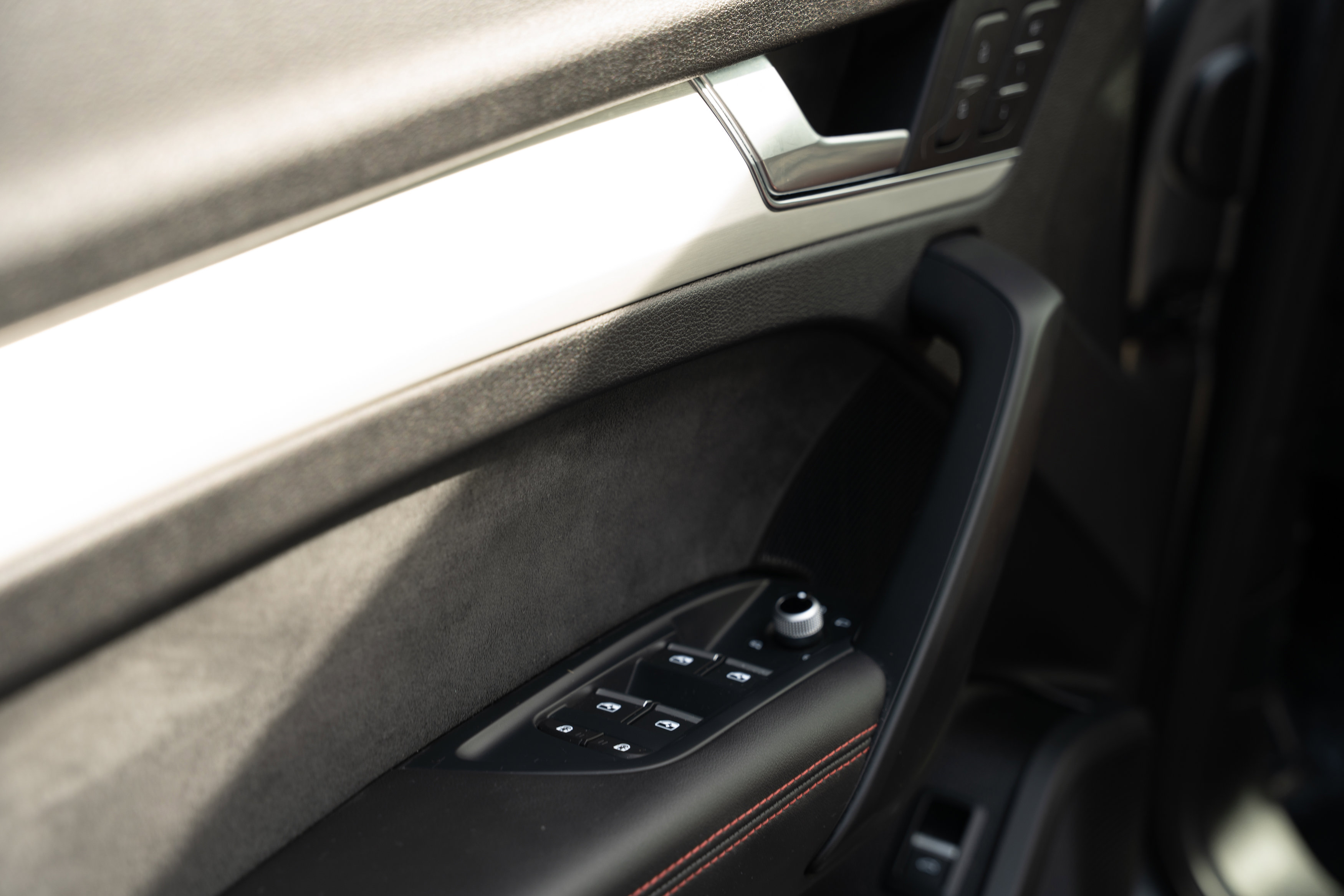 Certified 2021 Audi SQ5 Premium Plus w/ Premium Plus Package image 24