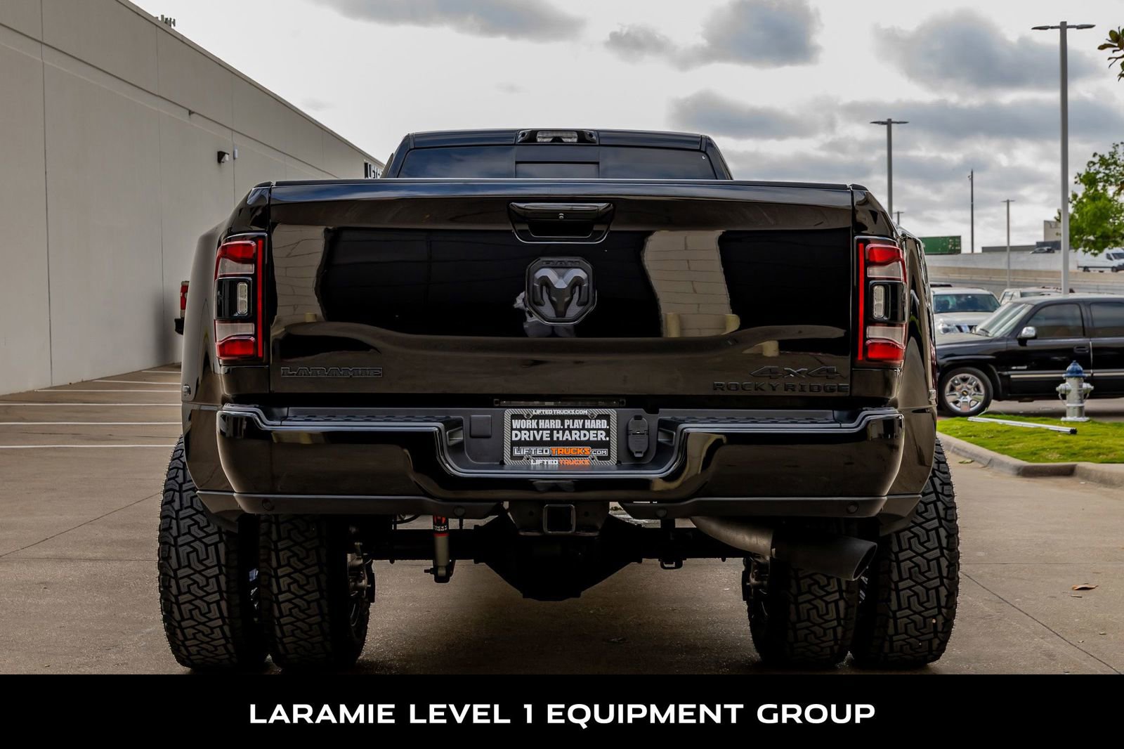 Used 2023 RAM 3500 Laramie w/ Night Edition image 7