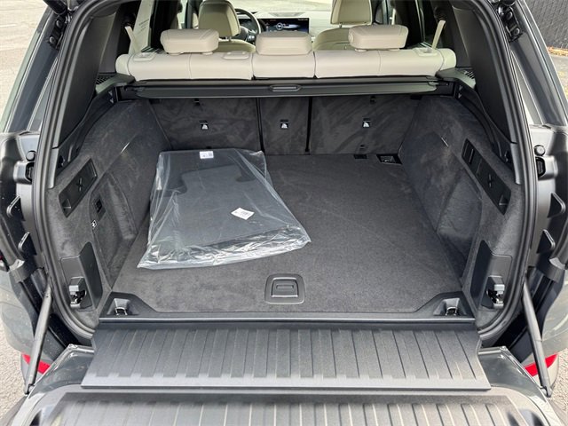 New 2026 BMW X5 xDrive40i w/ Executive Package image 25
