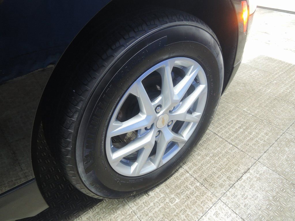 Used 2024 Chevrolet Equinox LT image 35