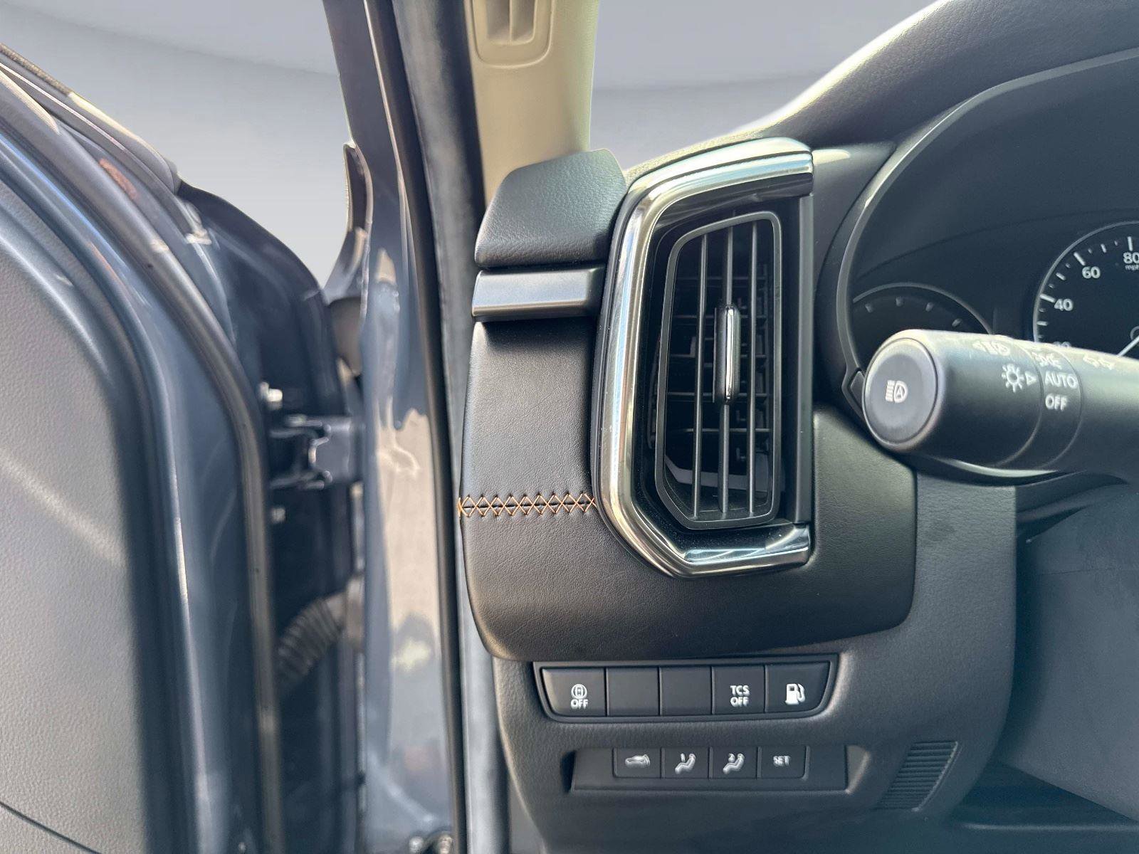 Certified 2025 MAZDA CX-50 2.5 Hybrid w/ Weather Package image 37