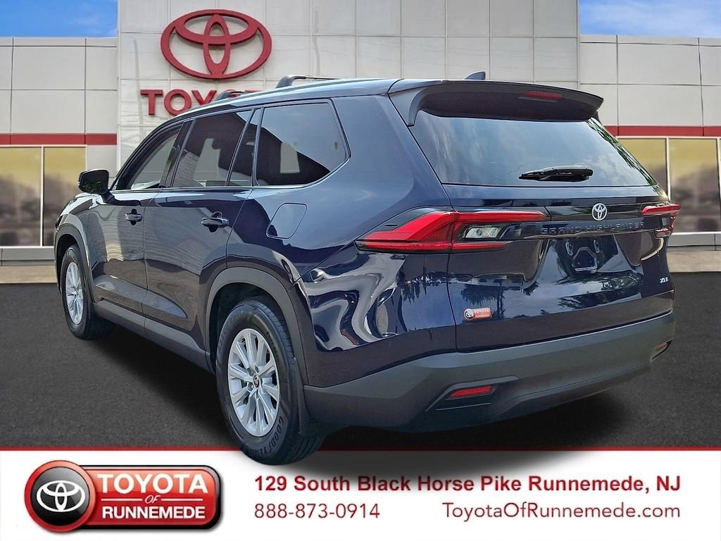 Certified 2024 Toyota Grand Highlander FWD image 4