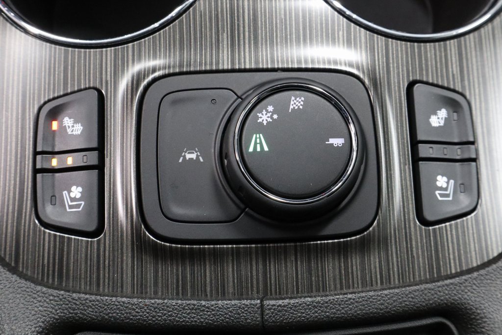 Used 2023 GMC Acadia SLT w/ Preferred Package image 34