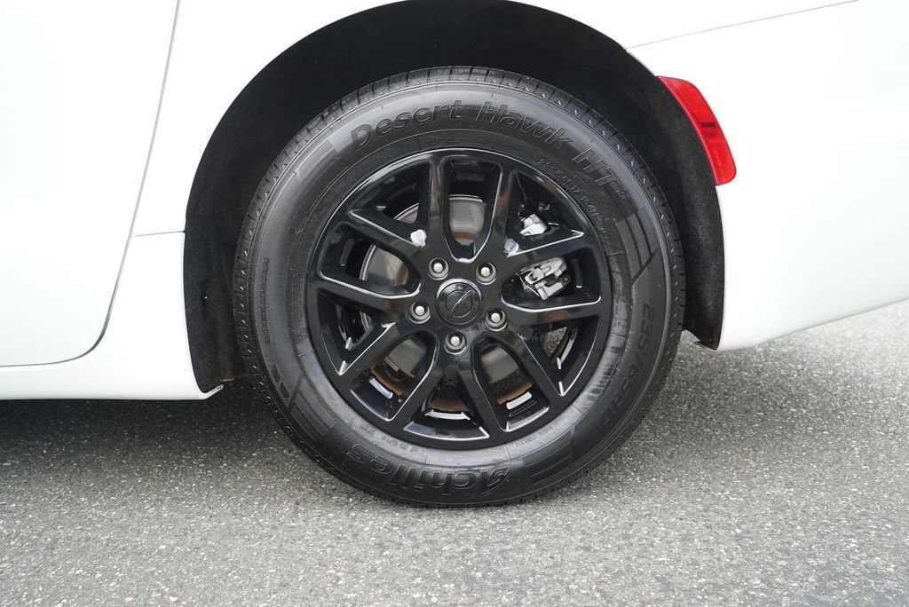 Used 2022 Chrysler Pacifica Touring-L FWD image 31
