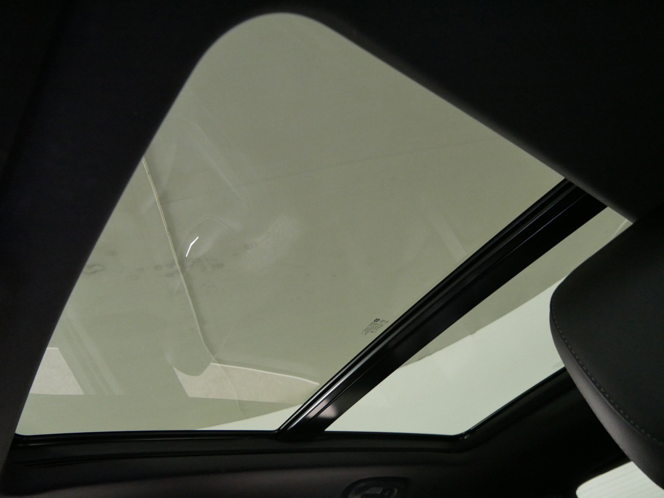 Used 2021 Cadillac XT4 Premium Luxury image 31