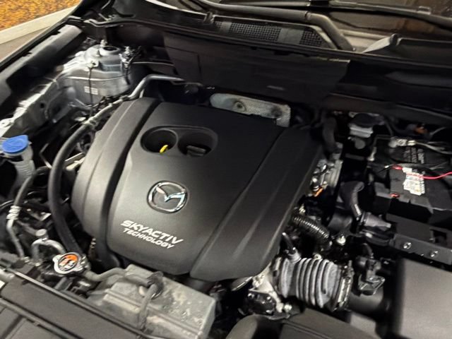 Used 2018 MAZDA CX-5 Touring w/ Preferred Equipment Package AWD/4WD image 19