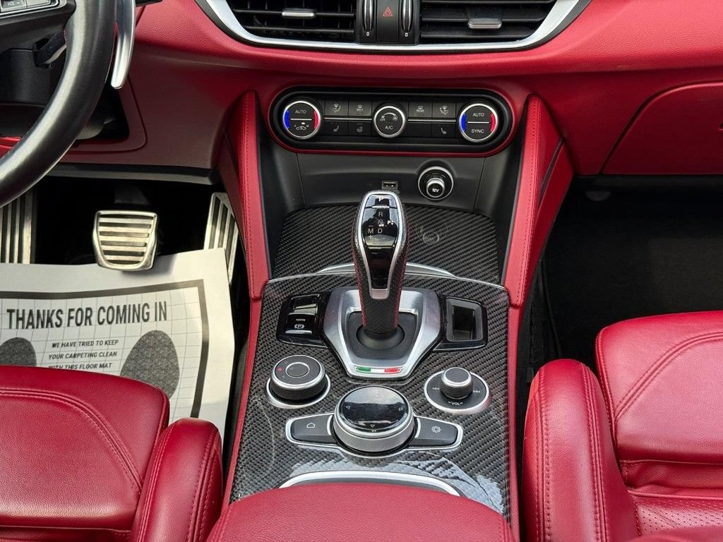 Used 2021 Alfa Romeo Stelvio Ti Sport AWD/4WD image 10
