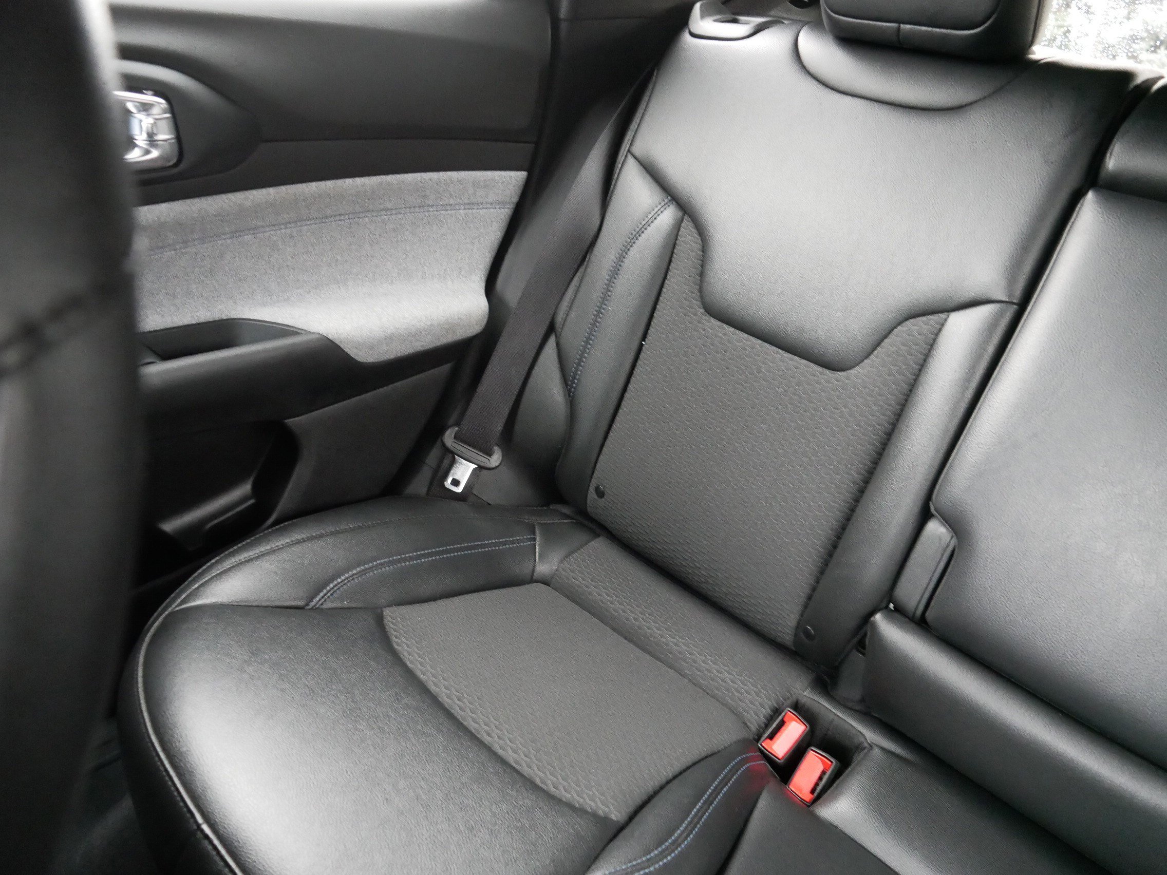 Certified 2024 Jeep Compass Latitude image 12