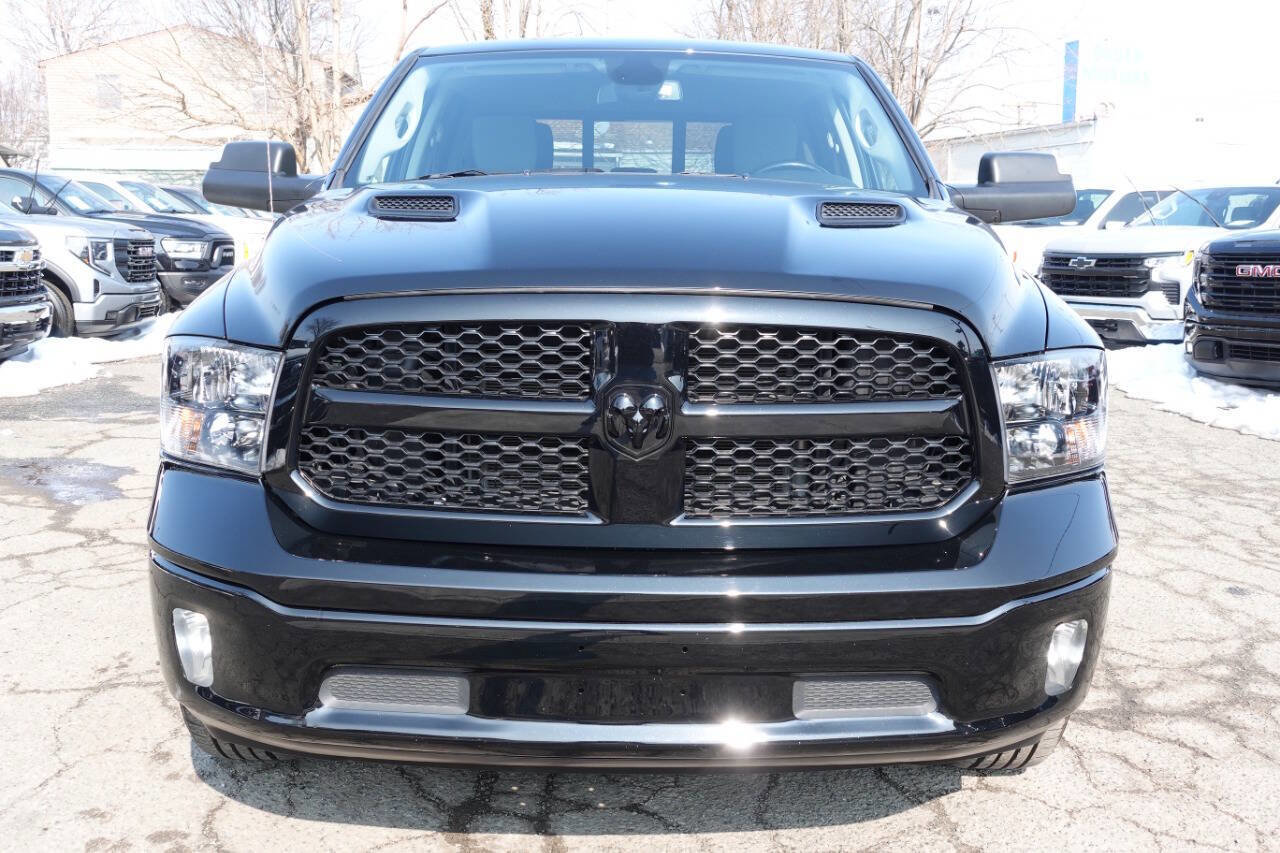 Used 2022 RAM 1500 Classic SLT w/ Electronics Convenience Group image 5