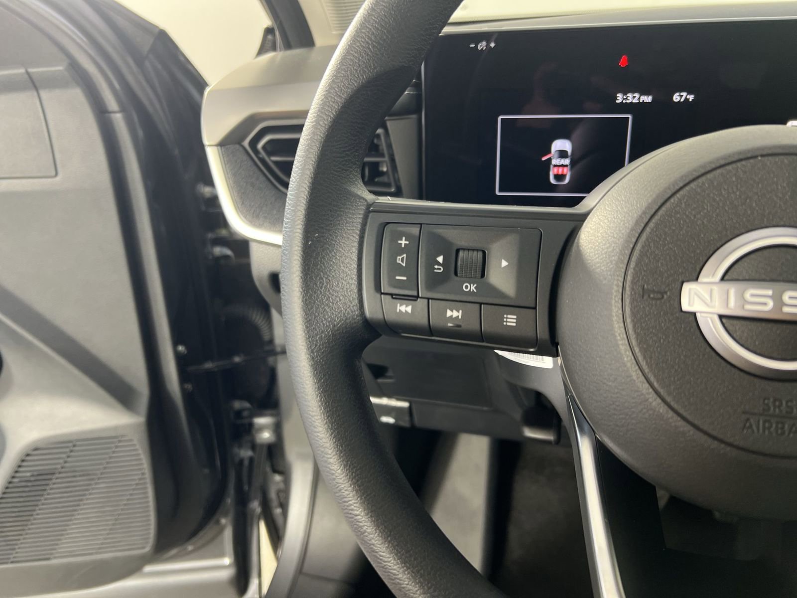 New 2025 Nissan Kicks SV w/ SV Premium Package image 12