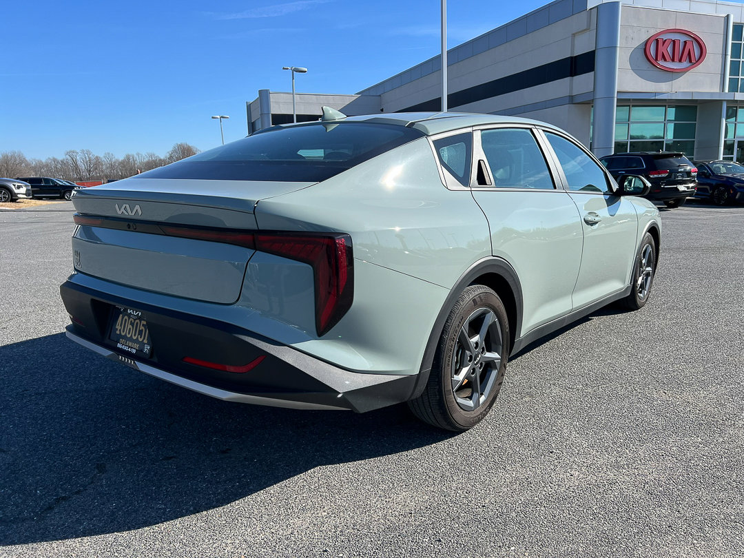 Used 2025 Kia K4 LXS image 5