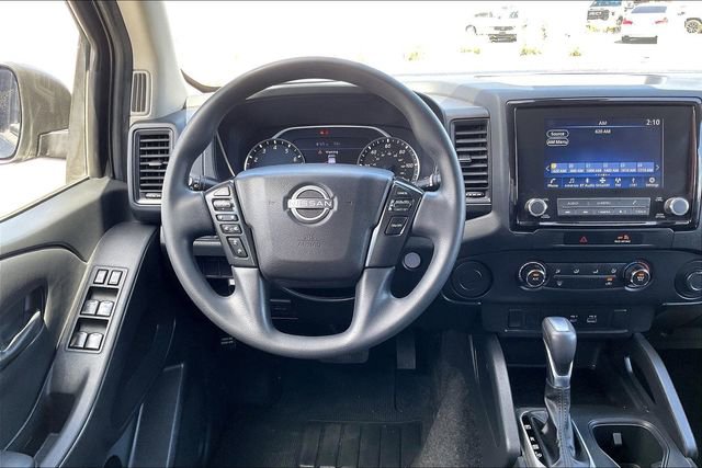 Used 2022 Nissan Frontier S RWD image 4