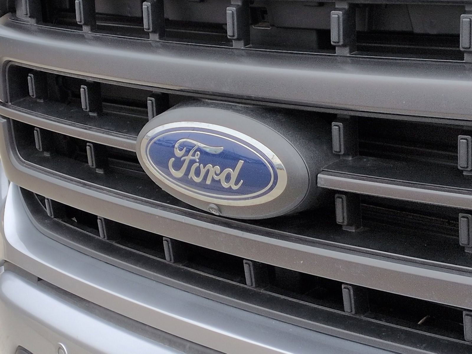 Certified 2023 Ford F150 Lariat w/ Equipment Group 502A High image 14