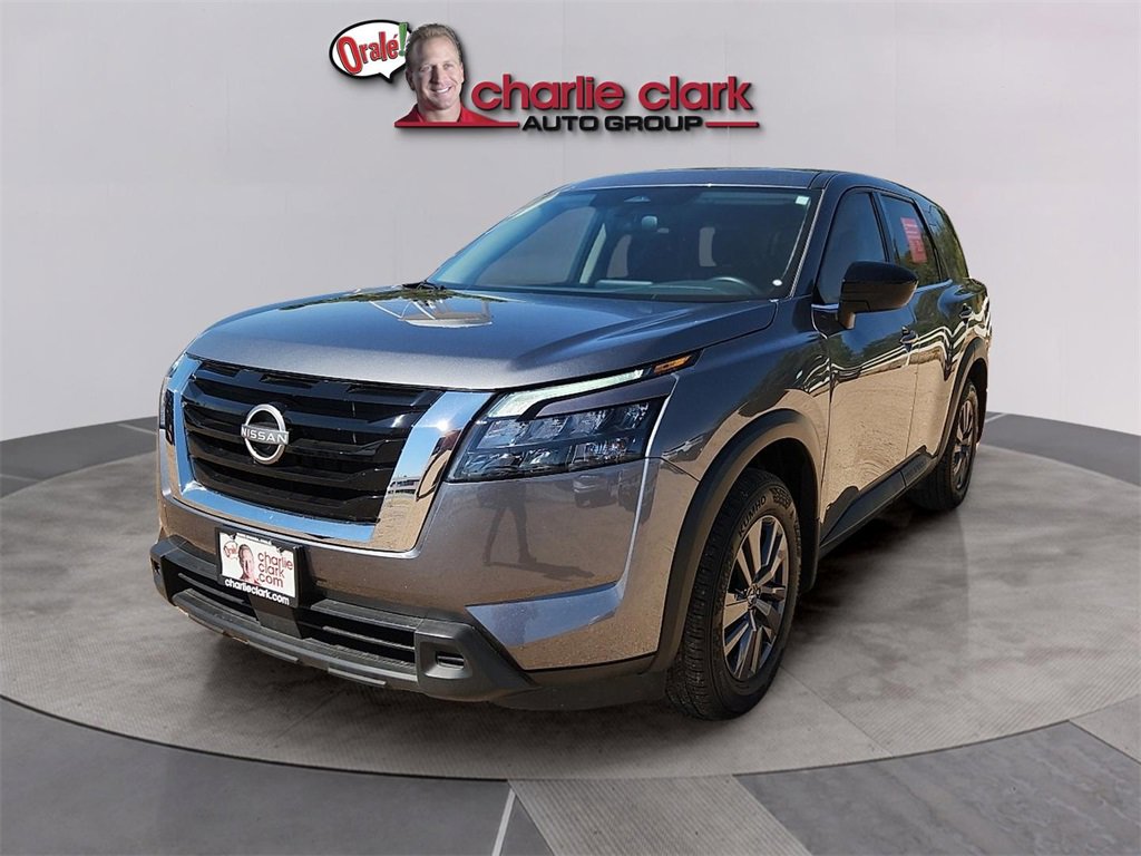 Used 2024 Nissan Pathfinder S