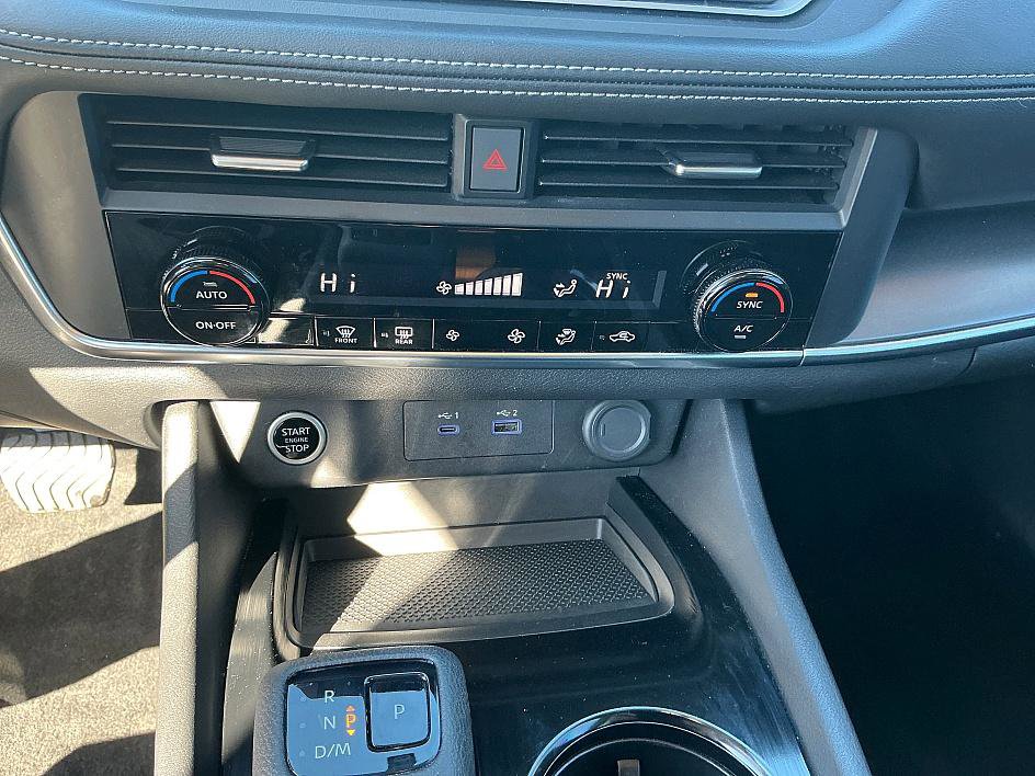 Certified 2023 Nissan Rogue SV image 18