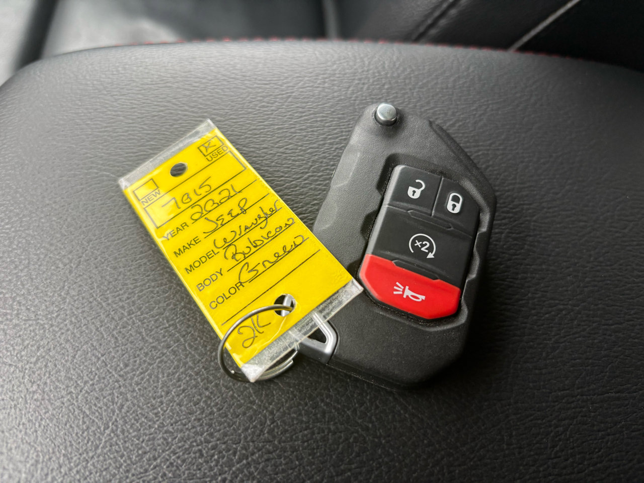 Used 2021 Jeep Wrangler Unlimited Rubicon w/ Xtreme Recon 35" Tire Package image 33