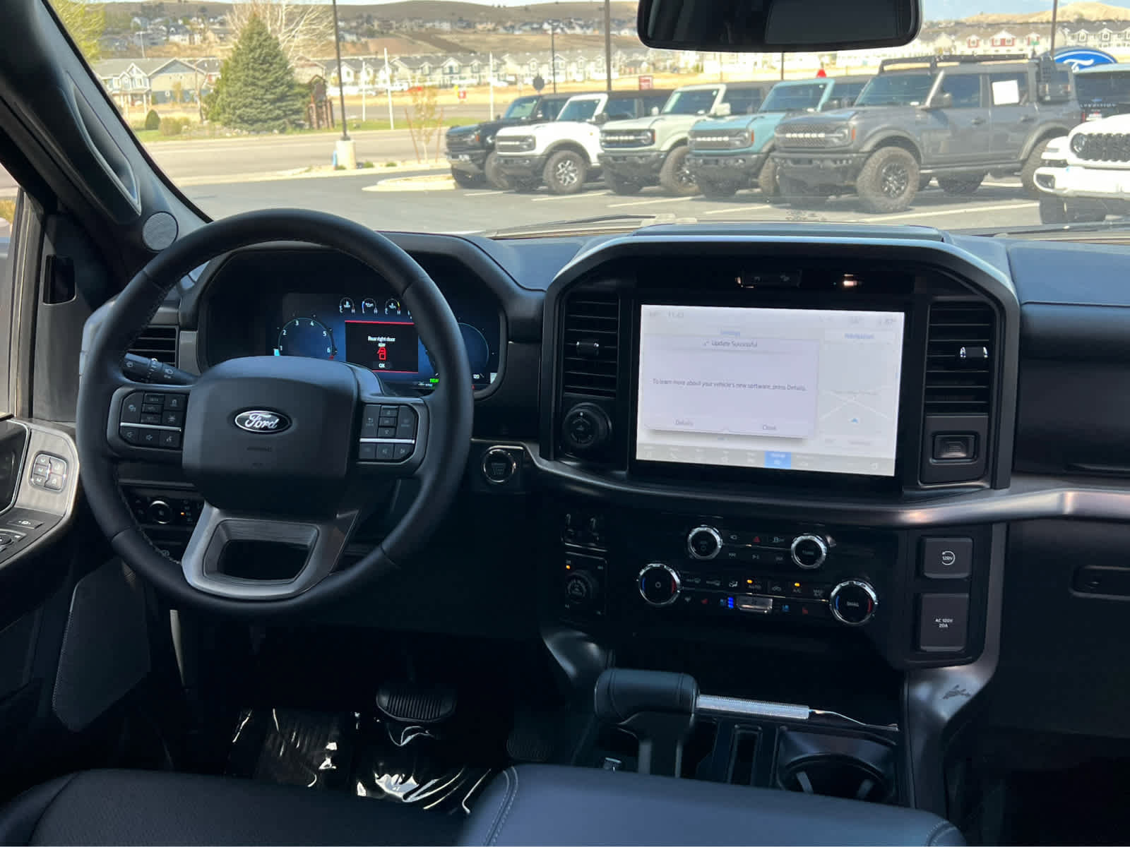 Certified 2025 Ford F150 Lariat w/ Equipment Group 501A Mid AWD/4WD image 25