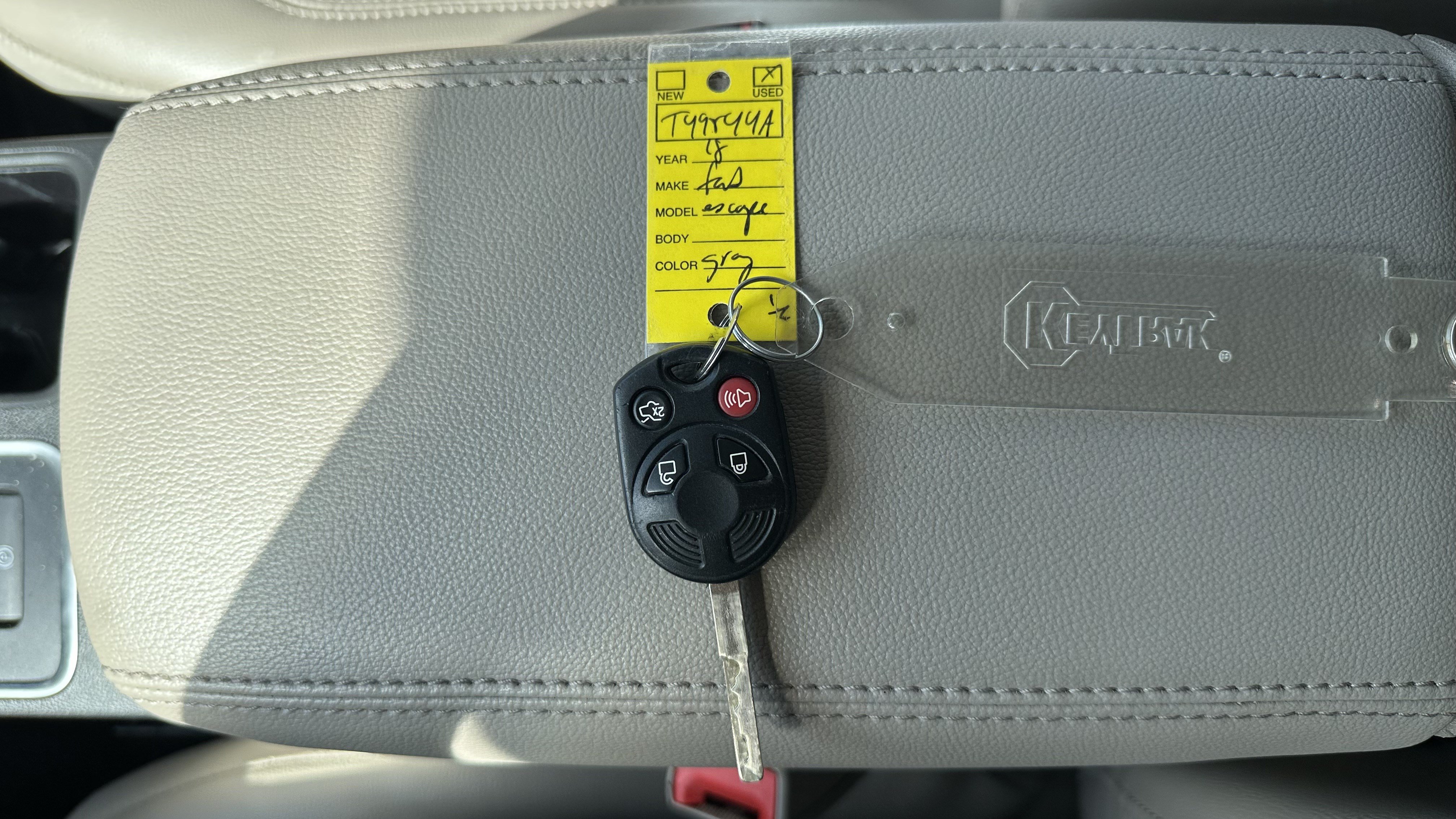 Used 2018 Ford Escape SEL AWD/4WD image 35