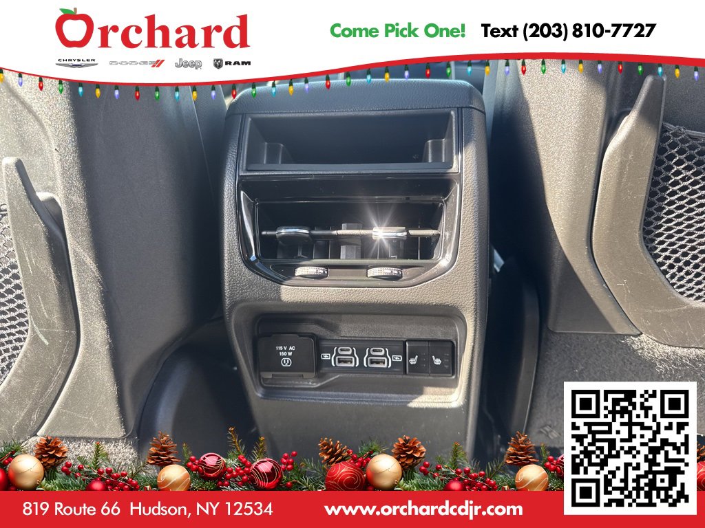 Used 2023 Jeep Grand Cherokee 4WD 4xe w/ Luxury Tech Group II image 41