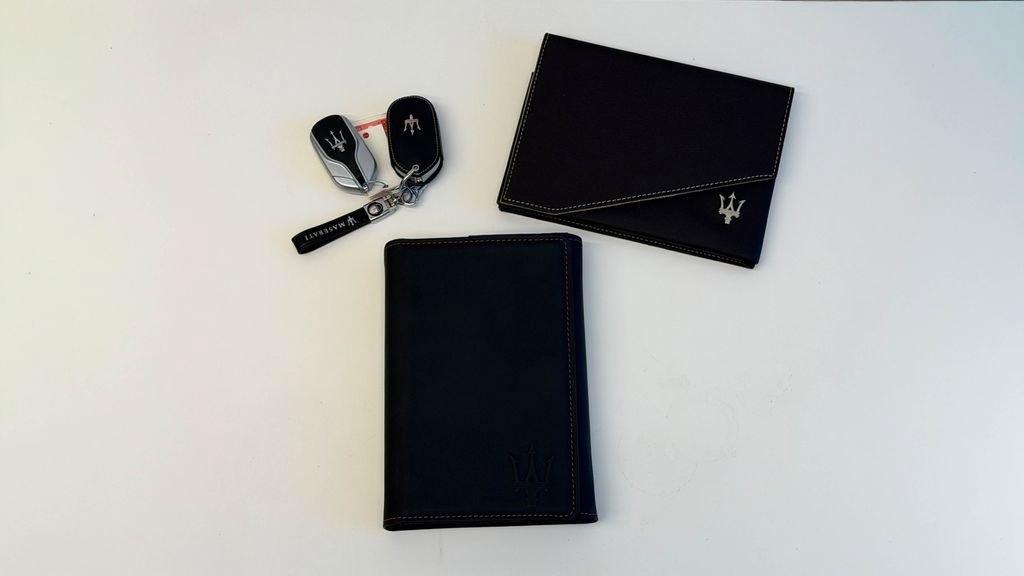 Used 2022 Maserati Ghibli F Tributo AWD/4WD image 31