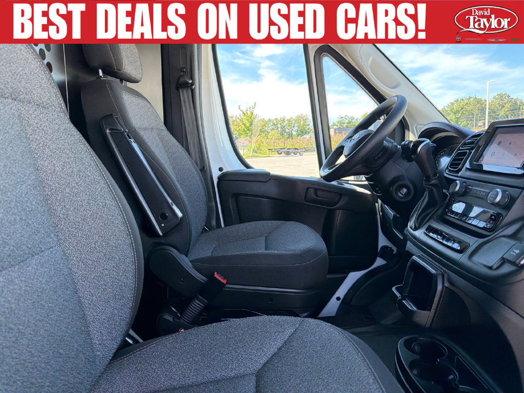 Used 2025 RAM ProMaster 2500 w/ U-Haul Equipment Group FWD image 21