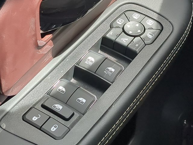 New 2026 RAM 3500 Limited AWD/4WD image 31