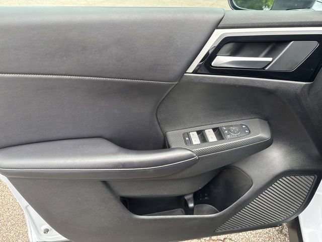 Used 2024 Mitsubishi Outlander SE AWD/4WD image 25