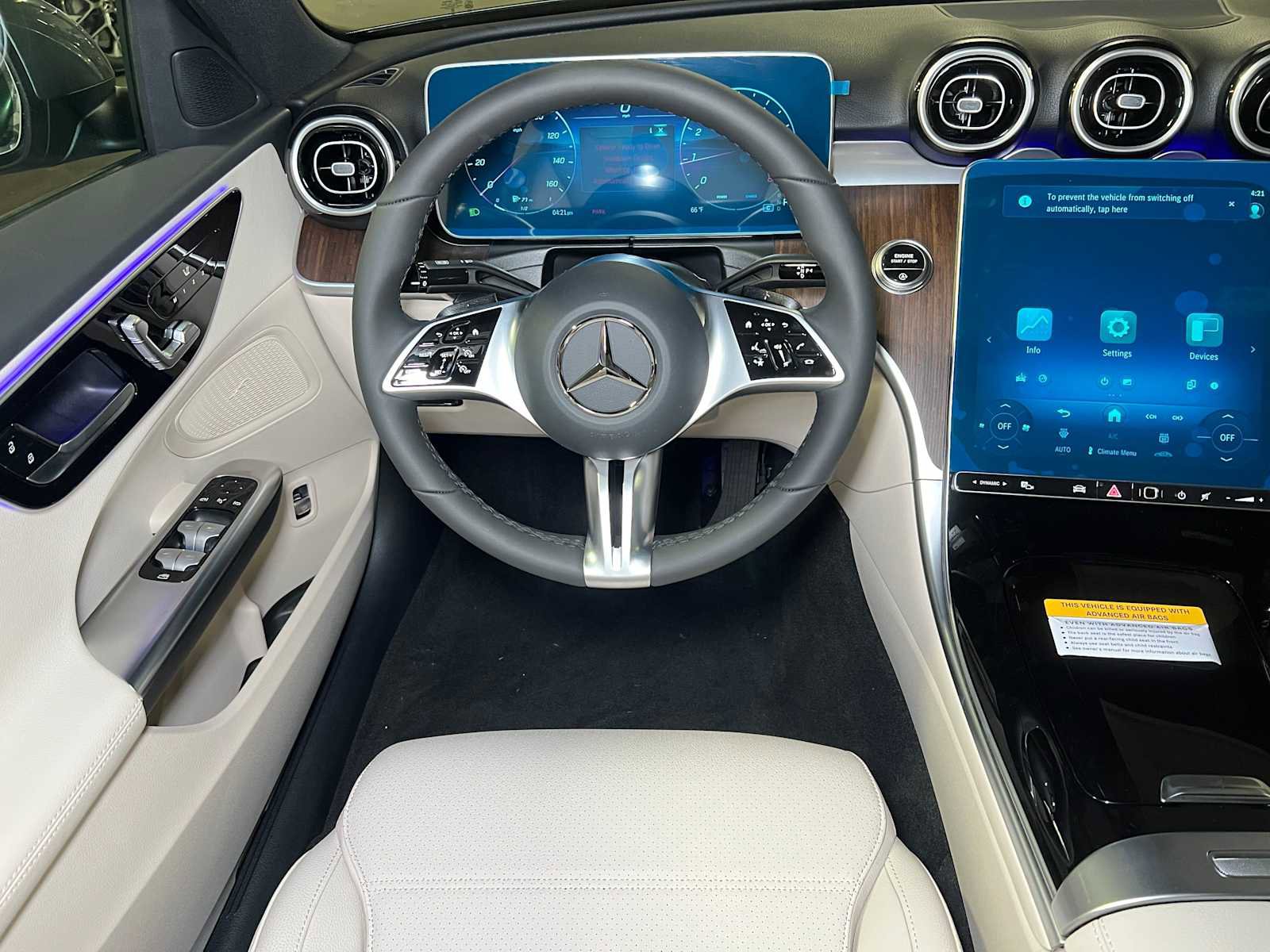 Used 2025 Mercedes-Benz C 300 4MATIC Sedan image 31