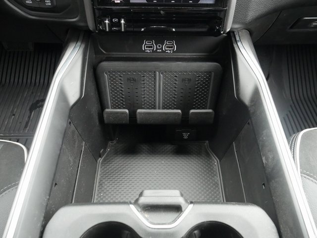 Used 2025 RAM 2500 Laramie image 27