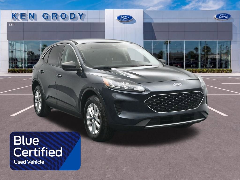 Certified 2022 Ford Escape SE w/ Cold Weather Package AWD/4WD image 1