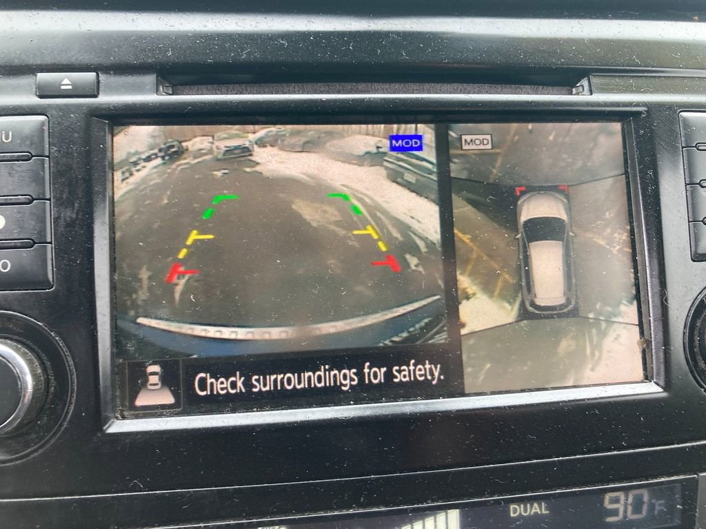 Used 2019 Nissan Rogue SV w/ Premium Package image 24