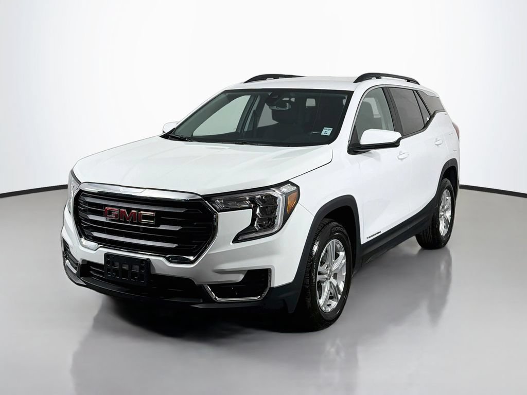 Used 2024 GMC Terrain SLE w/ Driver Convenience Package AWD/4WD image 3