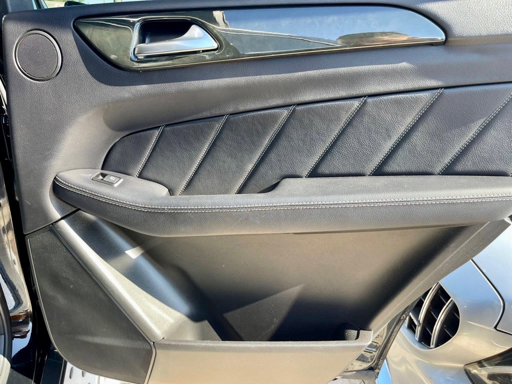 Used 2016 Mercedes-Benz GL 320 BlueTEC 4MATIC image 49