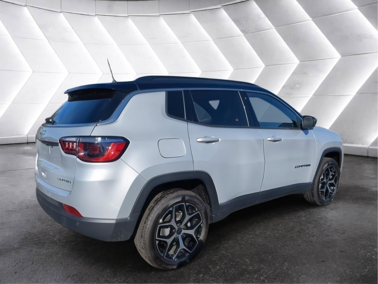 New 2026 Jeep Compass Limited w/ Sun, Sound & Navigation Group AWD/4WD image 6