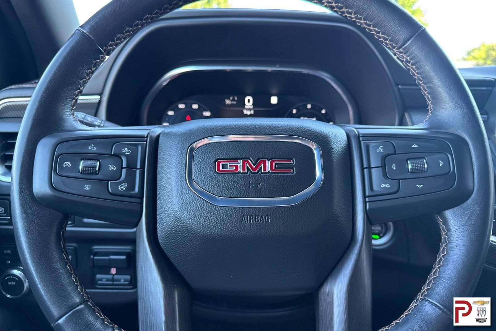 Certified 2022 GMC Yukon AT4 w/ Max Trailering Package AWD/4WD image 28