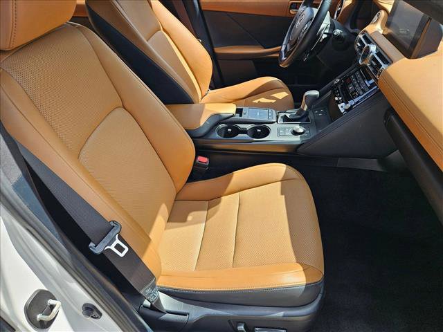 Used 2022 Lexus IS 300 AWD w/ Premium Package image 19