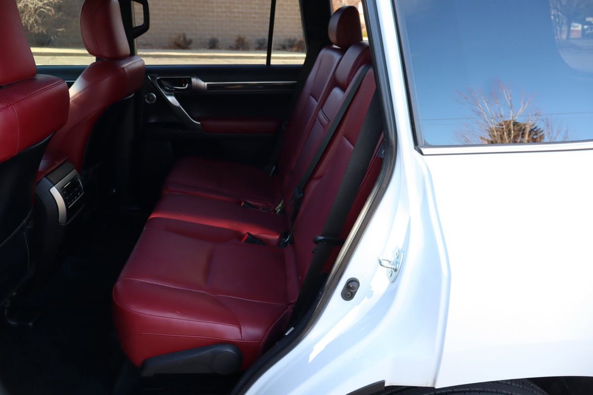 Used 2022 Lexus GX 460 Luxury w/ Off Road Package image 20