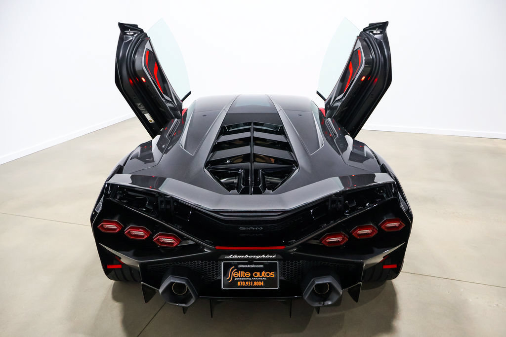 Used 2021 Lamborghini Sian Coupe AWD/4WD image 70