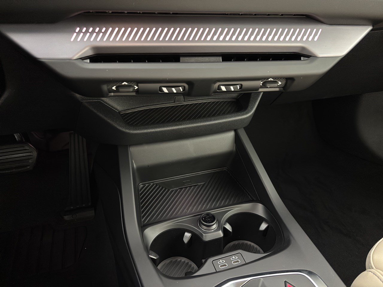 New 2027 BMW 228i w/ Technology Package FWD image 22