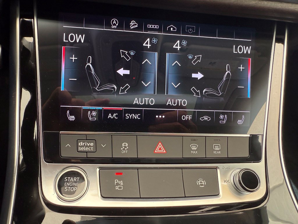 Used 2023 Audi Q8 Premium Plus w/ Premium Plus Package AWD/4WD image 44