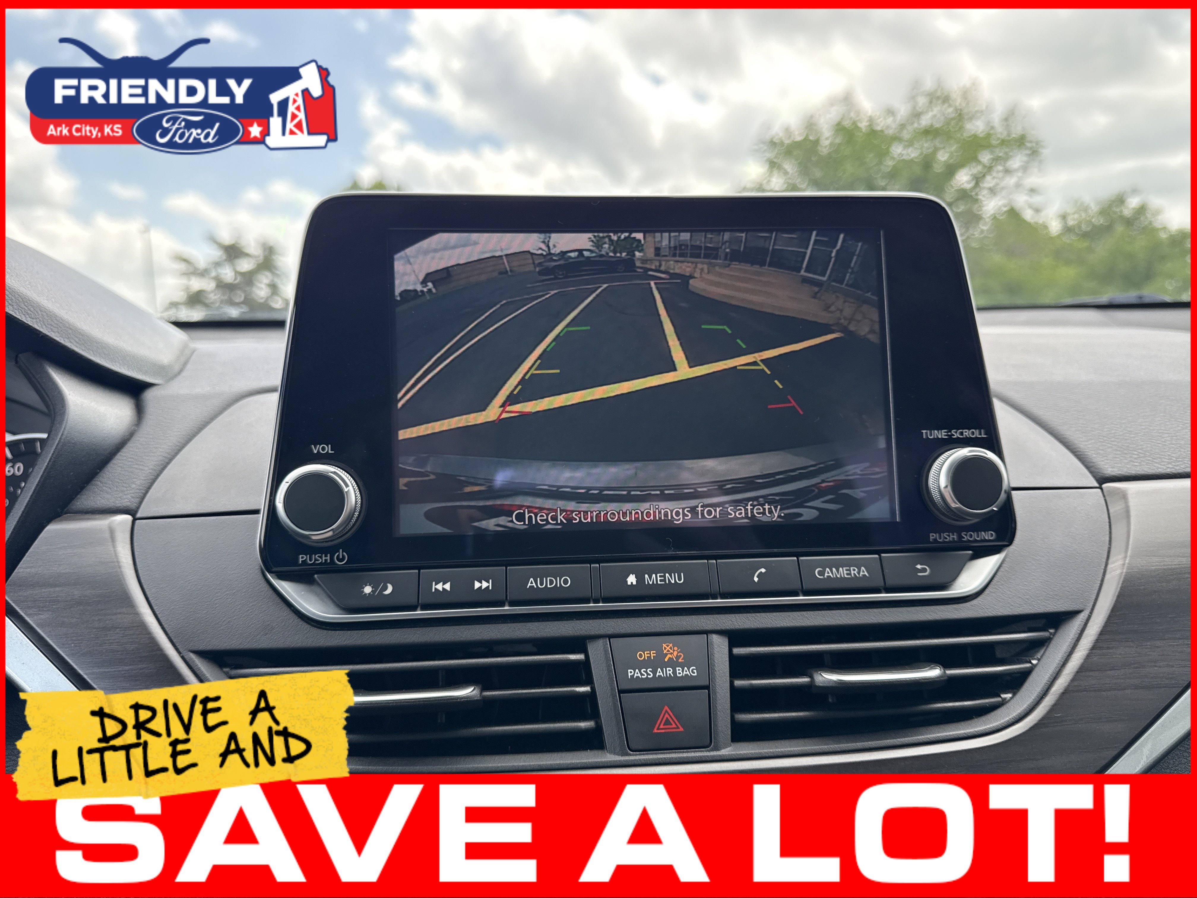 Used 2024 Nissan Altima 2.5 SV FWD image 33