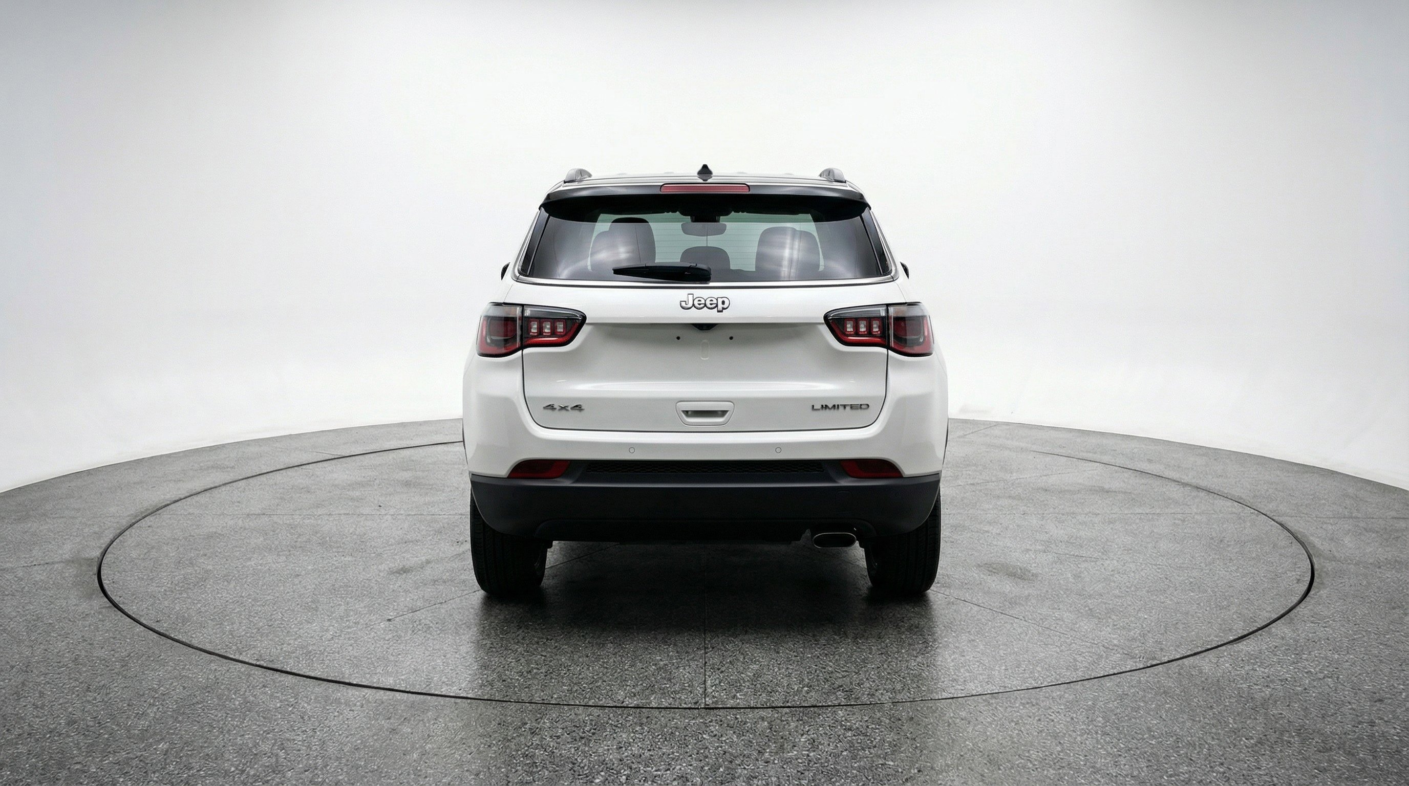 Used 2025 Jeep Compass Limited image 7