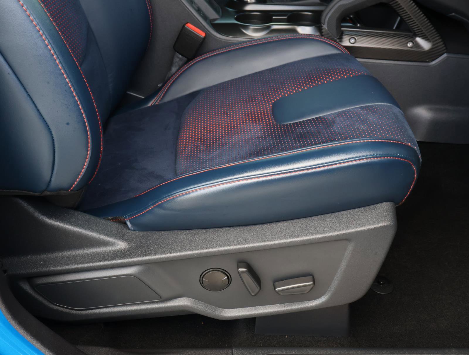Used 2024 Ford Bronco Raptor w/ Interior Carbon Fiber Pack 6 image 17